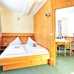 Apart Gabriele Pure Alpin Style St Anton - Mountain Hideaway With Sommercard Premium & Dogs Welcome Apartamento Sankt Anton am Arlberg
