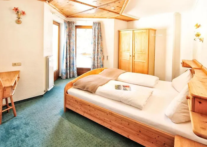 Apart Gabriele Pure Alpin Style St Anton - Mountain Hideaway With Sommercard Premium & Dogs Welcome *