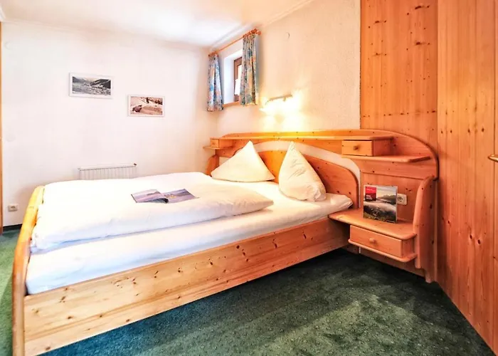 Apart Gabriele Pure Alpin Style St Anton - Mountain Hideaway With Sommercard Premium & Dogs Welcome Lejlighed St Anton am Arlberg