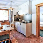 Apart Gabriele Pure Alpin Style St Anton - Mountain Hideaway With Sommercard Premium & Dogs Welcome * Санкт-Антон-ам-Арльберг
